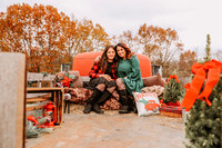 {Christmas Pics with Ol' Red} 2021